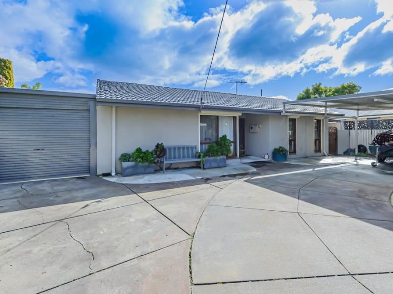8 Helena Crescent, Thornlie