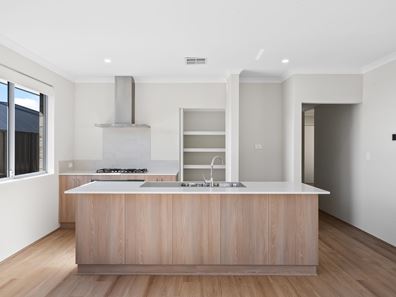 3 Kambany Way, Halls Head WA 6210