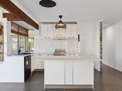 5 Serpentine Gardens, Clarkson WA 6030