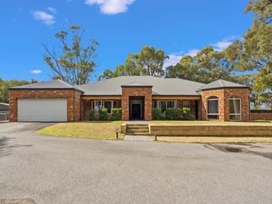 7 Balwina Road, Greenfields WA 6210