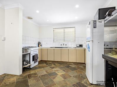 35 Lorna Street, Beresford WA 6530