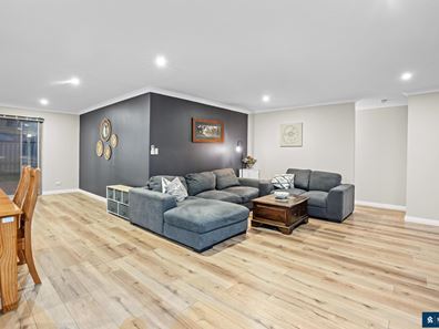 12 Pardalote Road, Harrisdale WA 6112