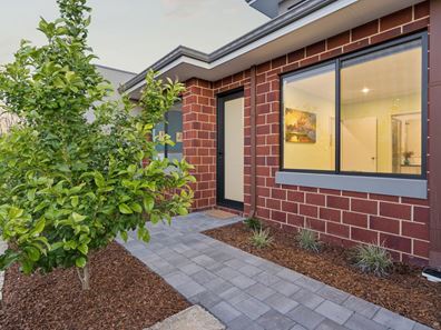 29 Perlette Lane, Caversham WA 6055
