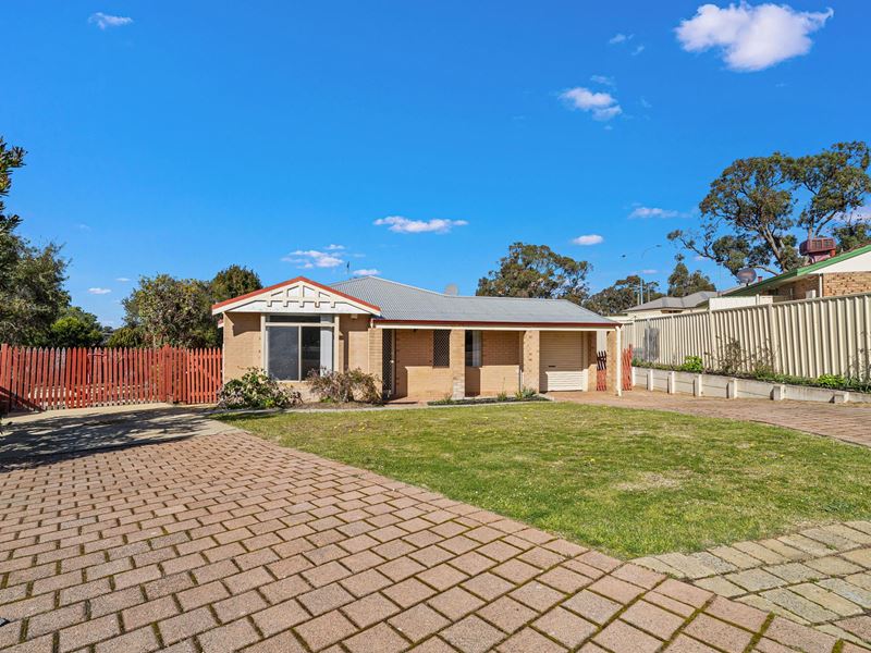 10 Olympus Rise, Greenfields
