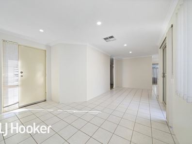 296B Grand Promenade, Dianella WA 6059