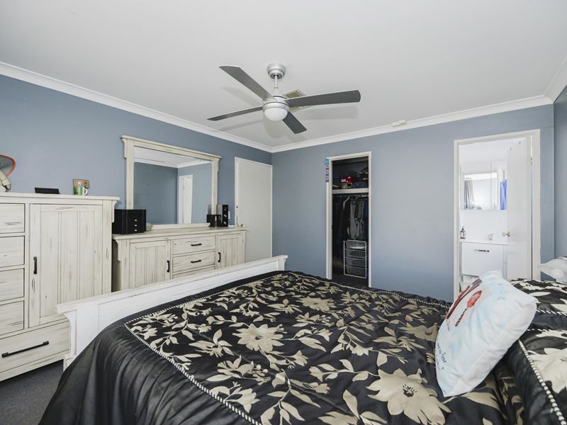 15 Wanarra Close, Ellenbrook