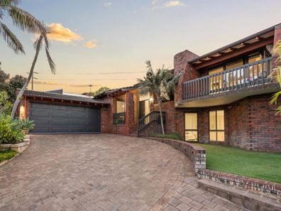 7 Silver Place, Carine WA 6020