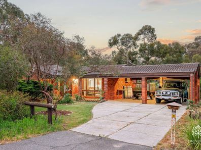 18 Maslin Crescent, Darlington WA 6070