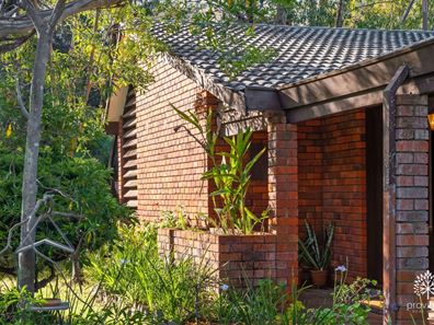 18 Maslin Crescent, Darlington WA 6070