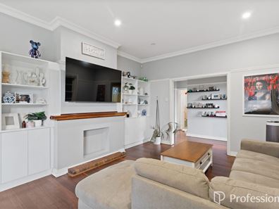 120 South Western Highway, Mount Richon WA 6112