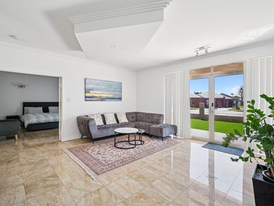 382 Walter Road West, Morley WA 6062