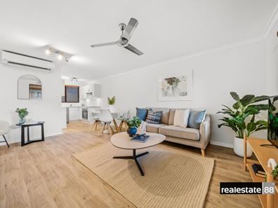 9/10 Oxford Street, Maylands WA 6051
