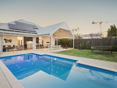 10 Harcourt Street, Inglewood WA 6052