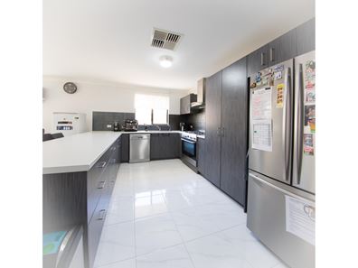 47 Paddington Drive, Hannans WA 6430