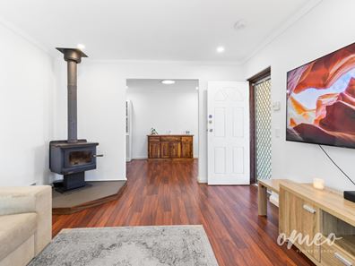 8B Sussex Street, Spearwood WA 6163
