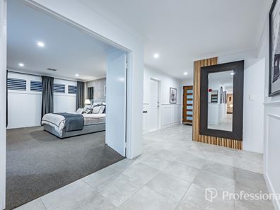 8 Penshell Street, Jindalee WA 6036