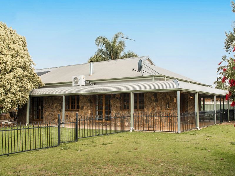 6198 Great Northern Highway, Bindoon WA 6502