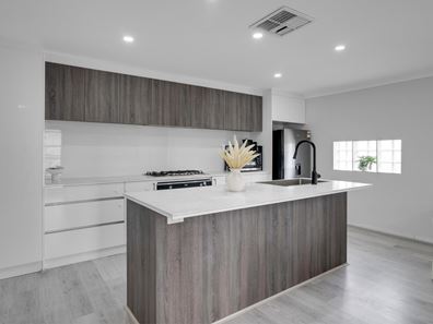 22 Clovertree Street, Maddington WA 6109