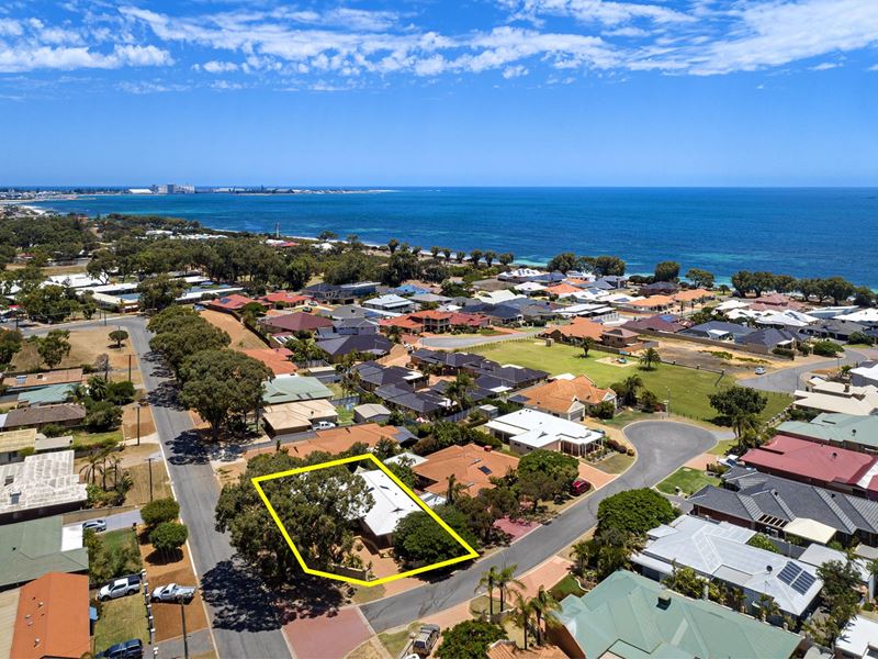1 Settlers Close, Bluff Point