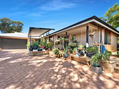 1 Settlers Close, Bluff Point WA 6530