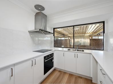 15 Canterbury Drive, Willetton WA 6155