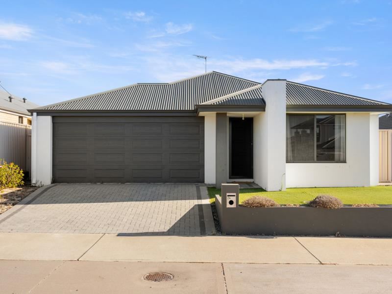 24 Peaceful Bay Promenade, Secret Harbour WA 6173