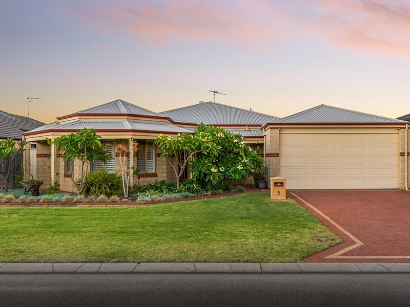 5 Boyle Avenue, Rockingham WA 6168