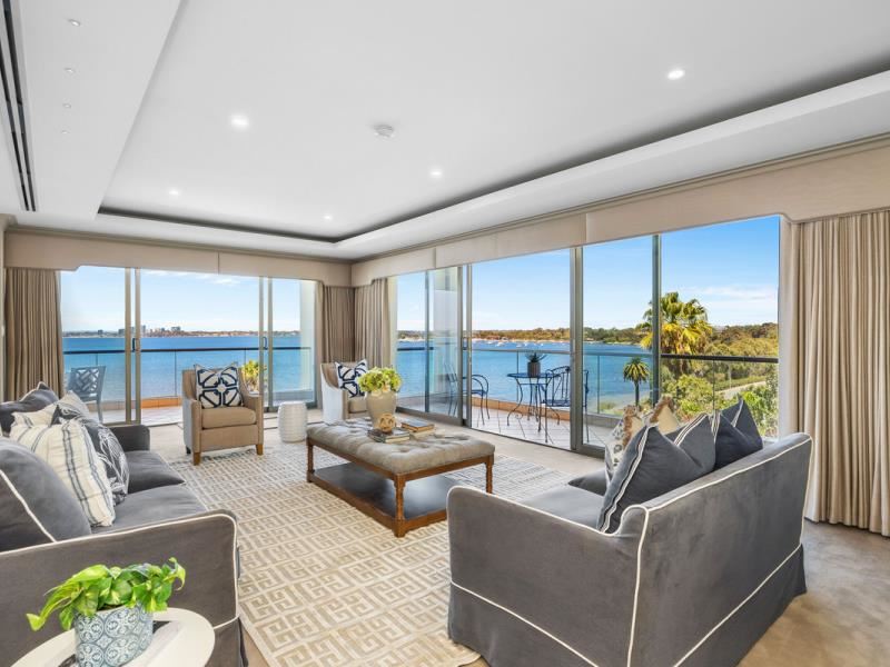 5/2 Wingfield Avenue, Crawley WA 6009