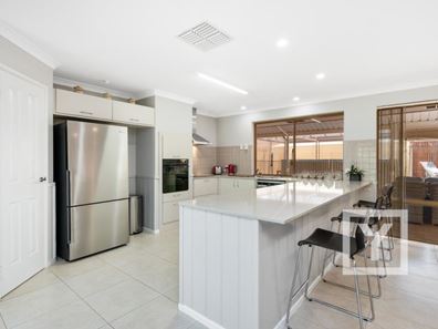 26 Blackwood Parade, Dudley Park WA 6210