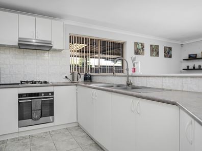 71 Congdon Avenue, Beeliar WA 6164