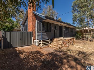 24 Yalbaroo Road, Northam WA 6401