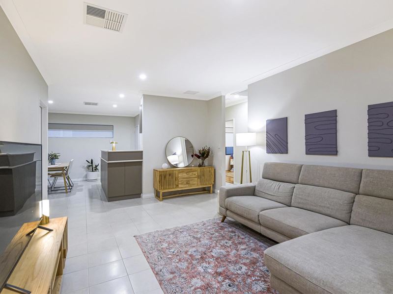 5B Wollong Place, Nollamara WA 6061