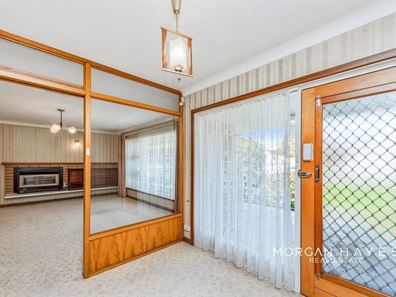 2 Errinbee Street, Riverton WA 6148