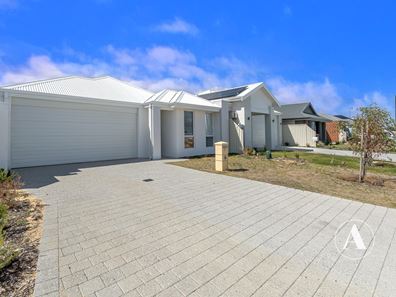 15 Palmerston Loop, Hilbert WA 6112