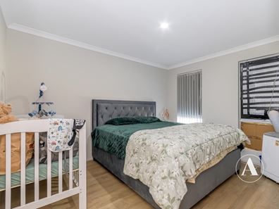 15 Palmerston Loop, Hilbert WA 6112