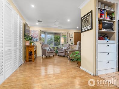 48 Allamanda Drive, South Lake WA 6164