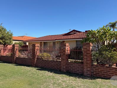 1/44 Turnbury Park Drive, Jandakot WA 6164