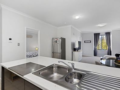 51/11 Regal Place, East Perth WA 6004