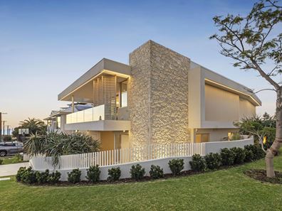9C Raleigh Road, Sorrento WA 6020