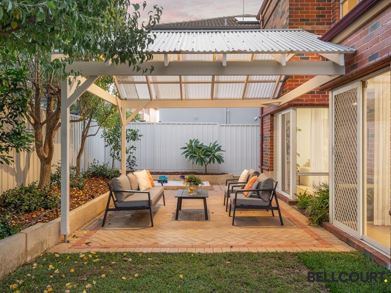 2/31 Renwick Street, South Perth WA 6151