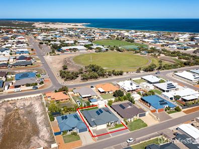 27 Waterwitch Outlook, Wandina WA 6530
