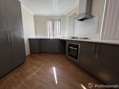 22 Chicago Street, Southern River WA 6110