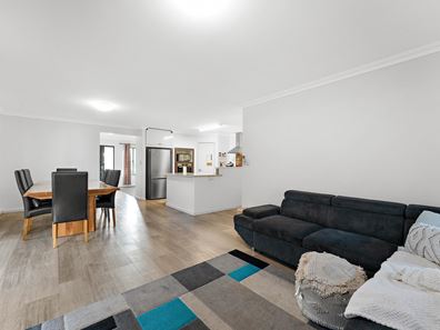 2/44 Range View Road, High Wycombe WA 6057