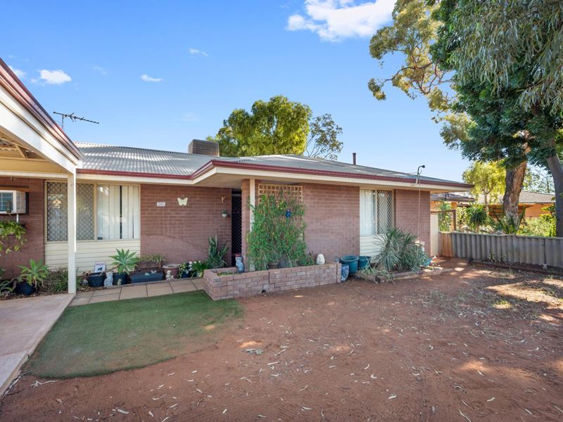 6 Edgar Street, South Kalgoorlie WA 6430
