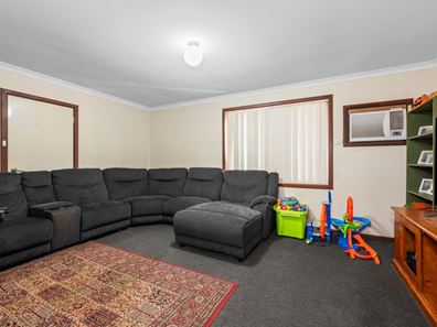 6 Edgar Street, South Kalgoorlie WA 6430