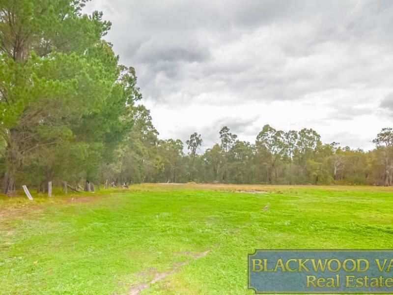 25 Elder Road, Wilga