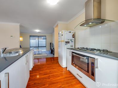 20 Holdsworth Avenue, Aveley WA 6069