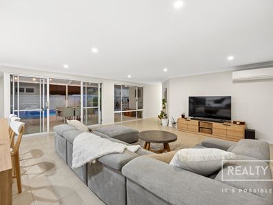 14 Mary Street, Watermans Bay WA 6020