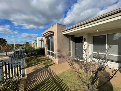 2 Hexham Terrace, Alkimos WA 6038