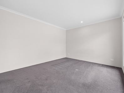 8A Waidup Street, Wanneroo WA 6065